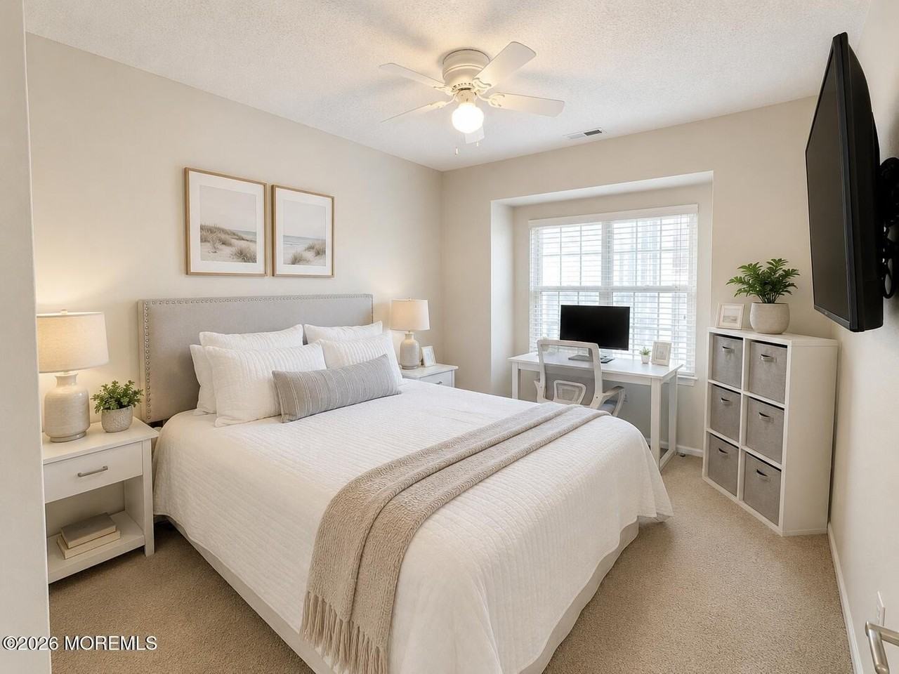270 Tulip Ln - Photo 6 of 9