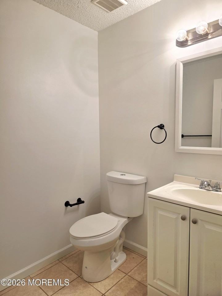 58 Madison Ct - Photo 7 of 13