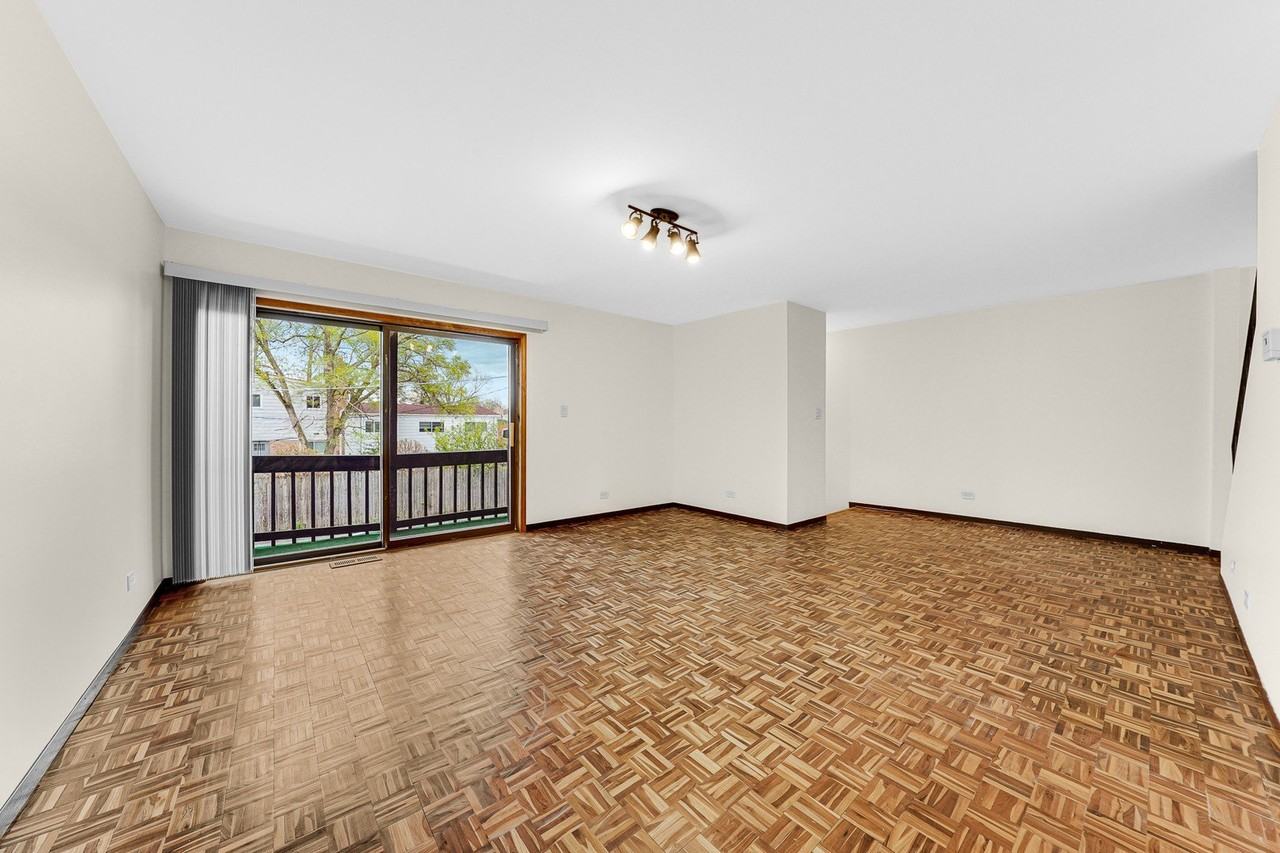 561 Greenwood Rd #A - Photo 5 of 20