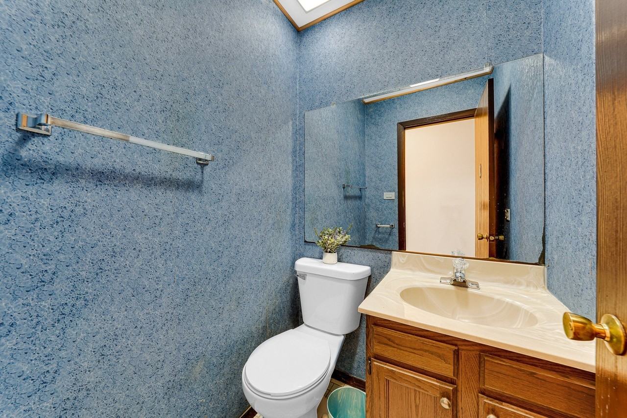 561 Greenwood Rd #A - Photo 6 of 20