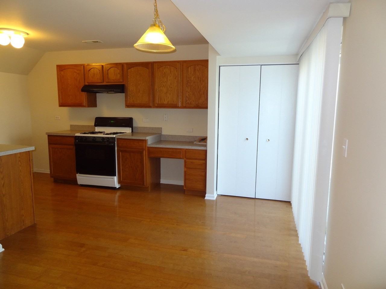 729 Serendipity Dr - Photo 3 of 9