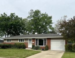 featured image of 1520 N Fernandez Pl