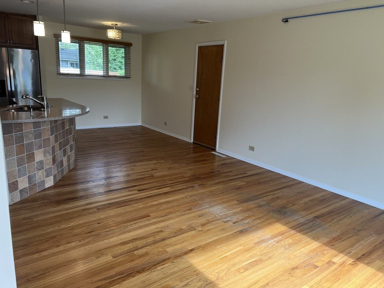 1520 N Fernandez Pl - Photo 4 of 20