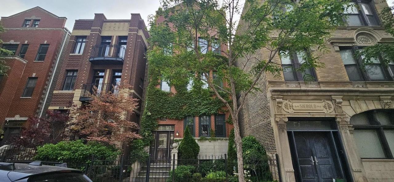 1852 N Halsted St #2 - Photo 2 of 11