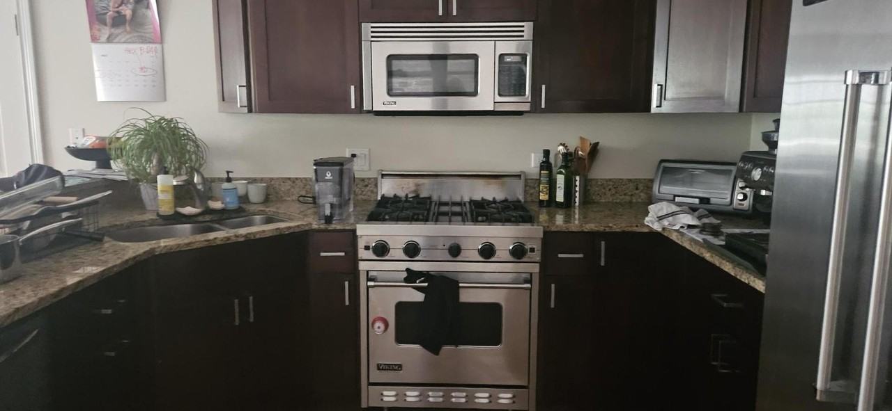 1852 N Halsted St #2 - Photo 4 of 11