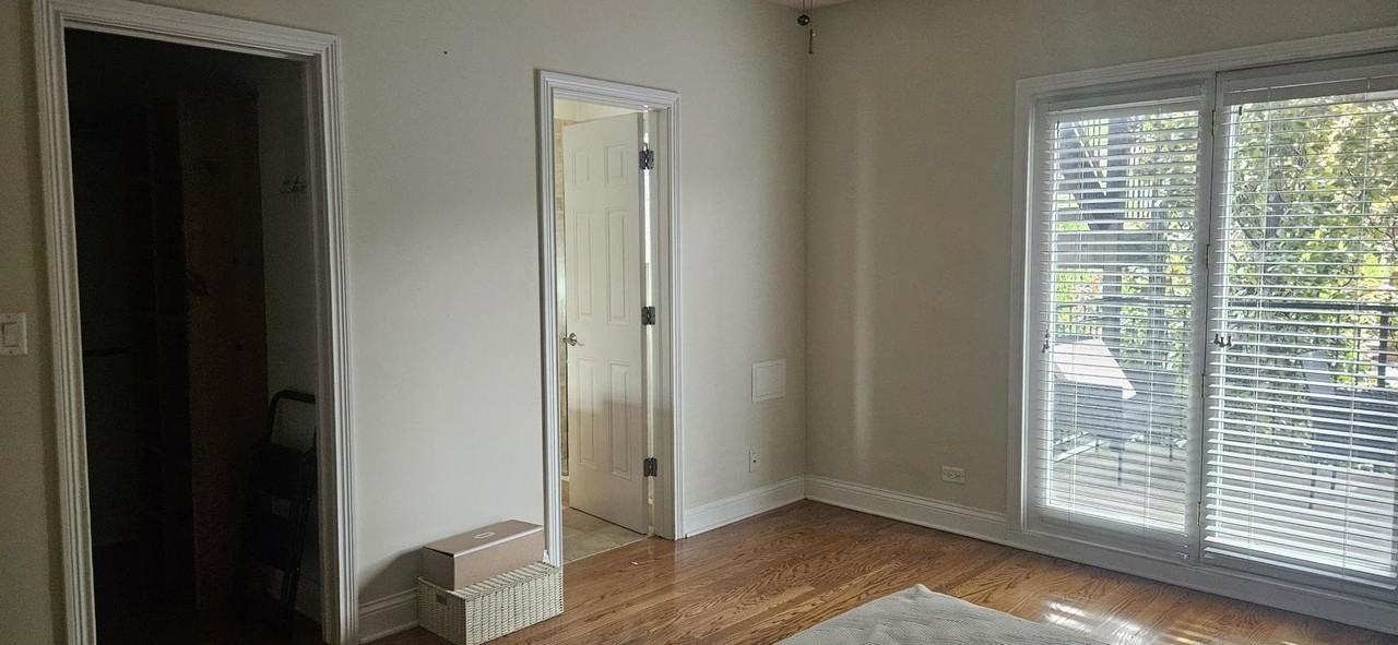 1852 N Halsted St #2 - Photo 6 of 11