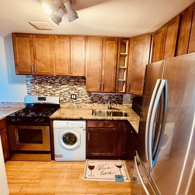 5306 N Cumberland Ave #507 - Photo 2 of 30