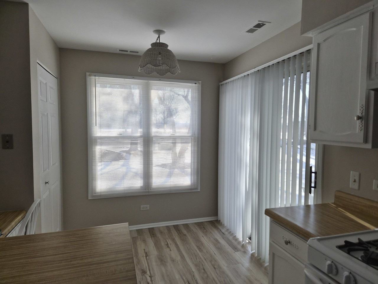 271 Southwick Ct #271 - Photo 7 of 35