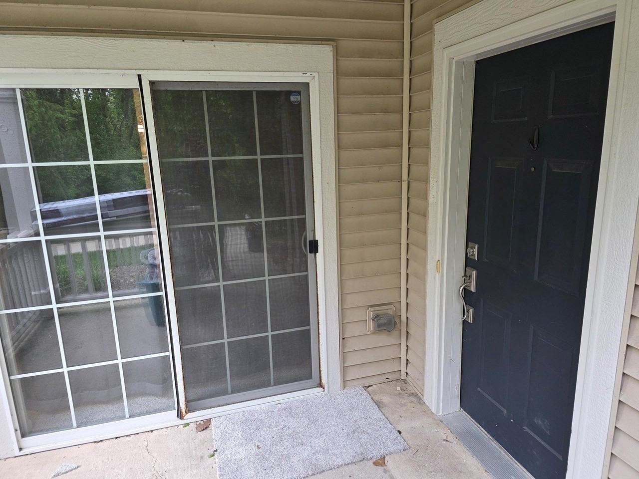 2250 Aurora Dr #8 - Photo 3 of 42
