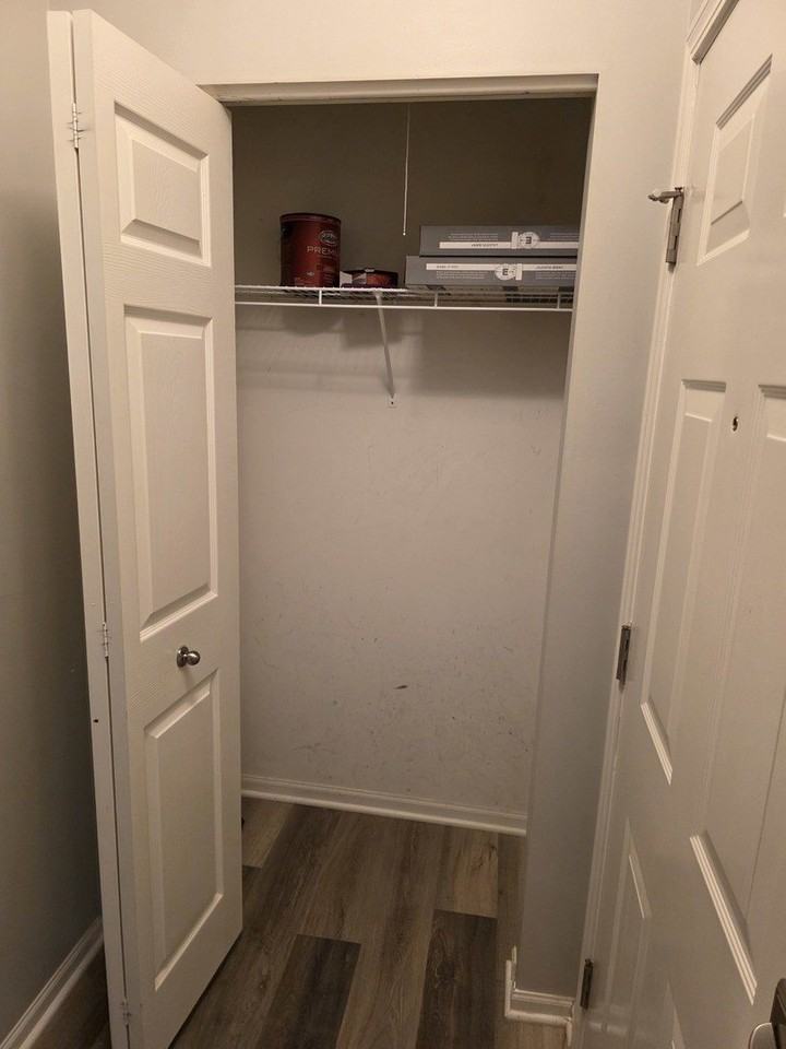 2250 Aurora Dr #8 - Photo 5 of 42