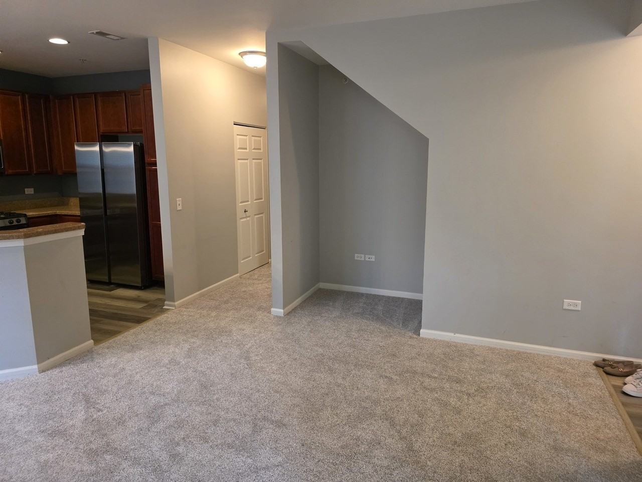 2250 Aurora Dr #8 - Photo 7 of 42