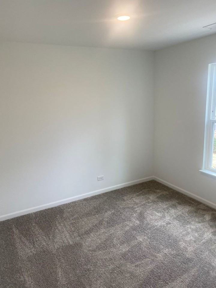 638 Wolverine Dr - Photo 6 of 14