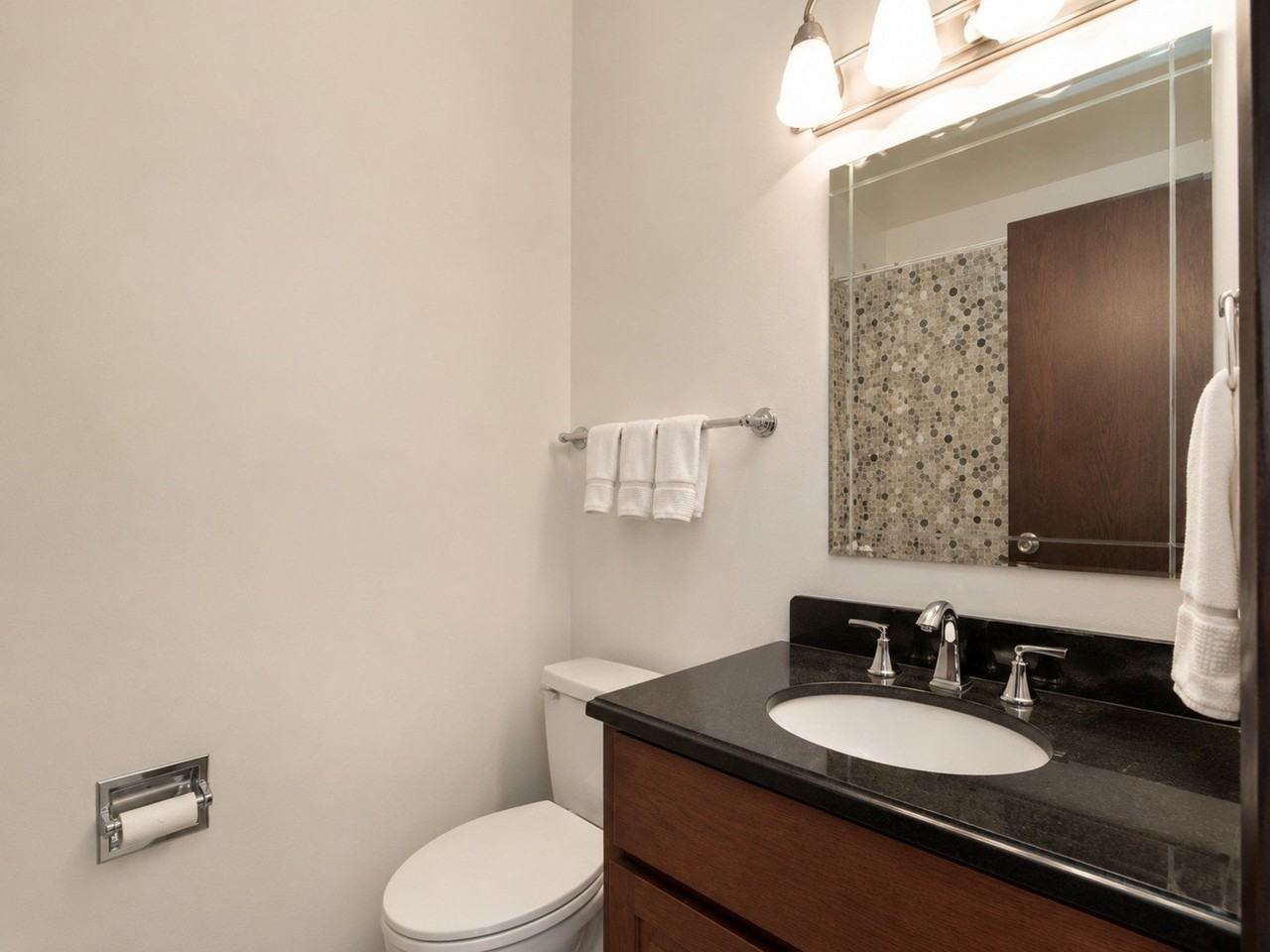 304 Creekside Dr #304 - Photo 7 of 8