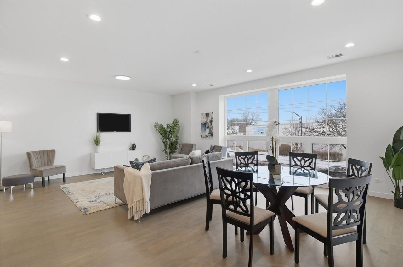 5824 N Lincoln Ave #1S - Photo 6 of 19