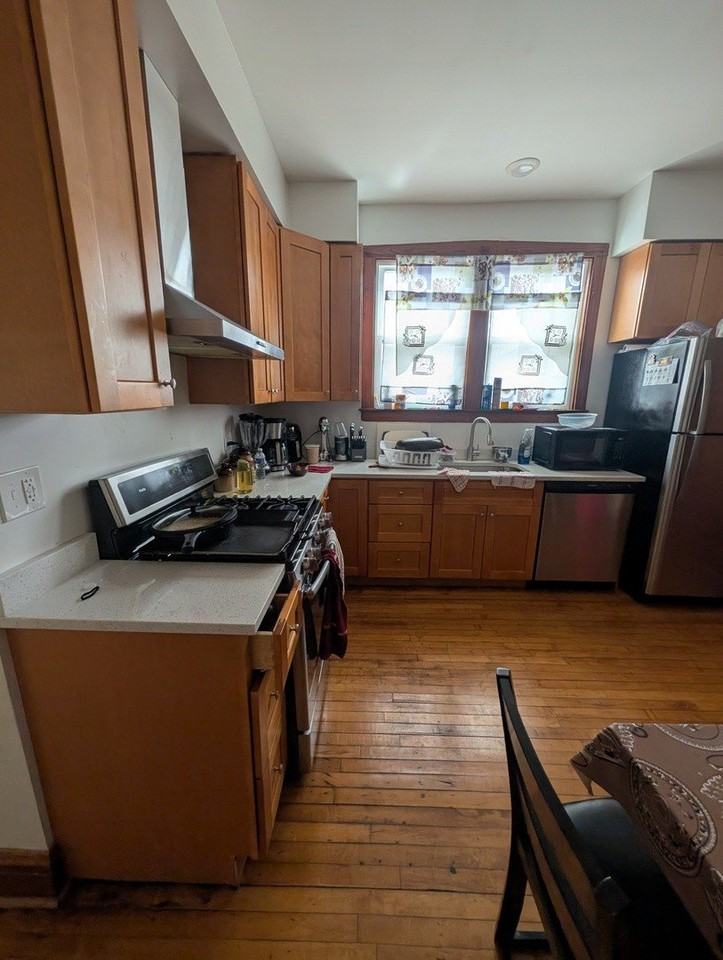 5433 S Millard Ave #2 - Photo 7 of 10