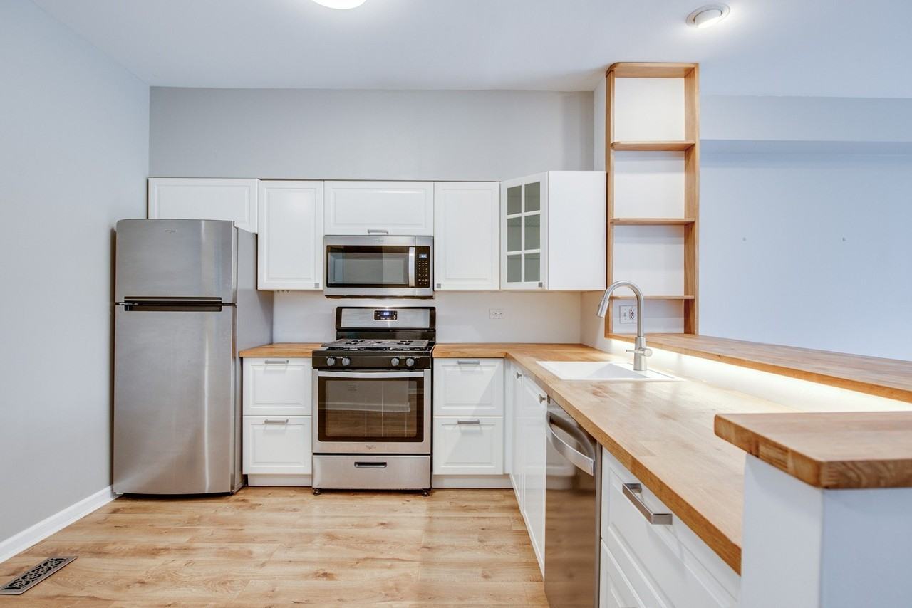 2527 Bordeaux Ln - Photo 6 of 21