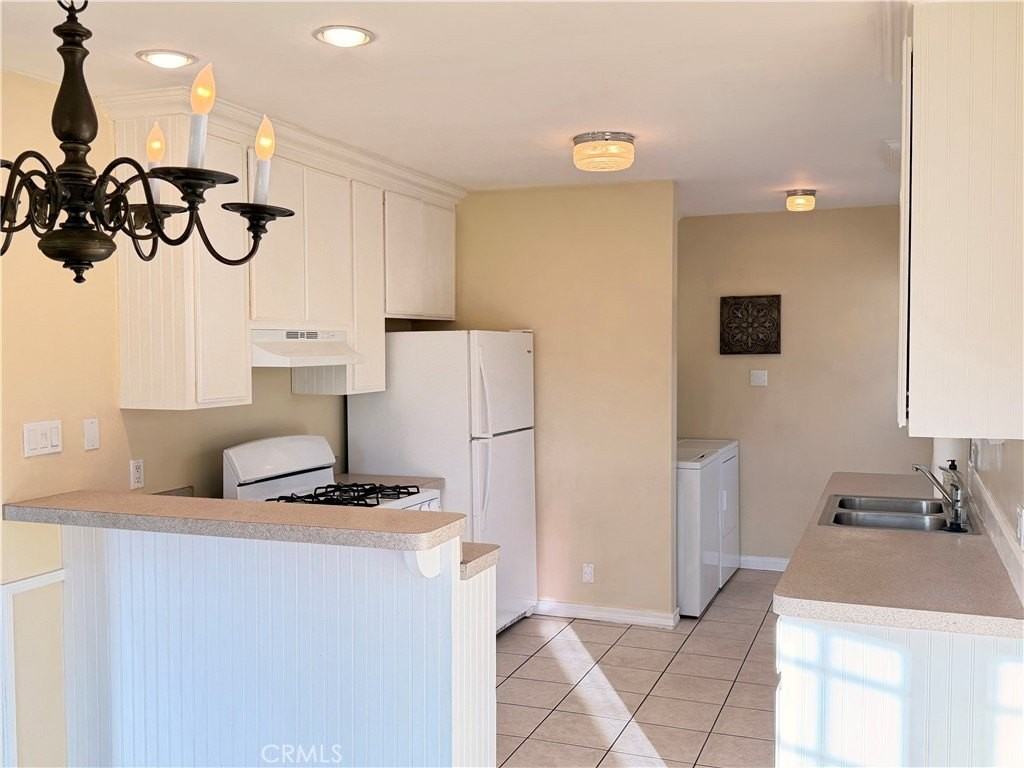 226 N Lima St - Photo 7 of 18