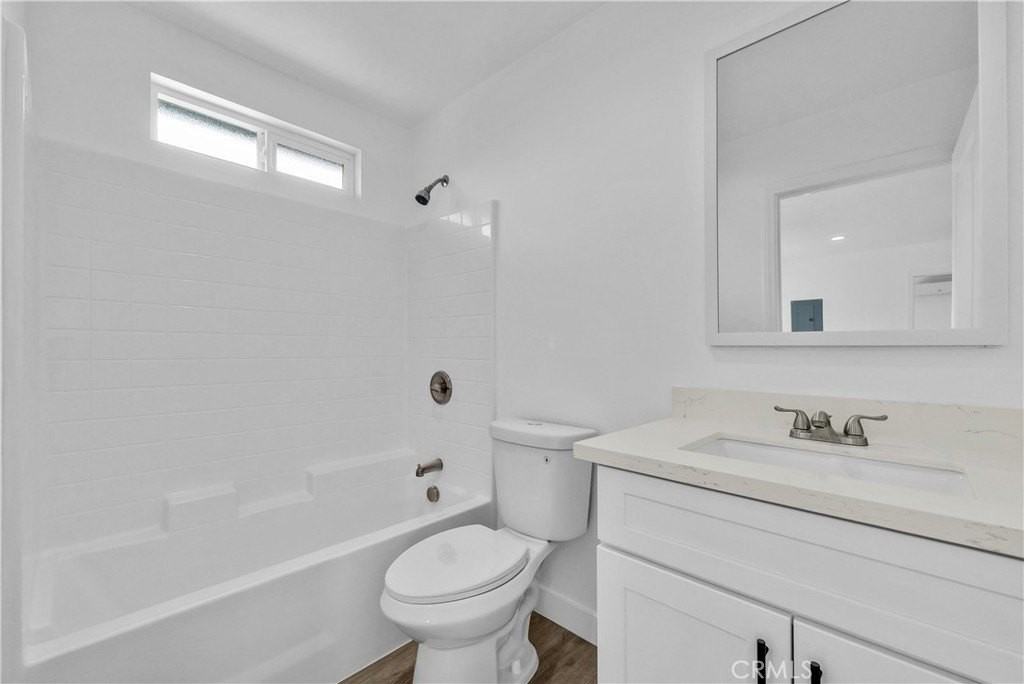 9156 Catawba Ave #4 - Photo 7 of 14