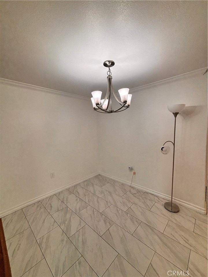 15826 E Queenside Dr - Photo 5 of 18