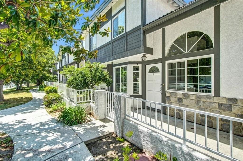 217 E Commonwealth Ave #F - Photo 2 of 24