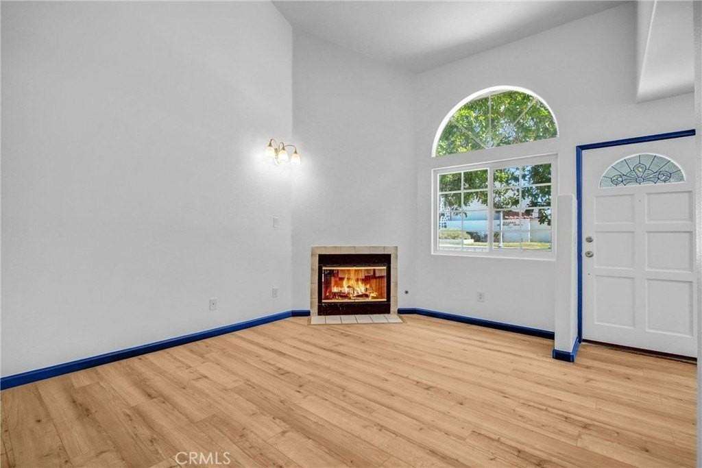 217 E Commonwealth Ave #F - Photo 6 of 24