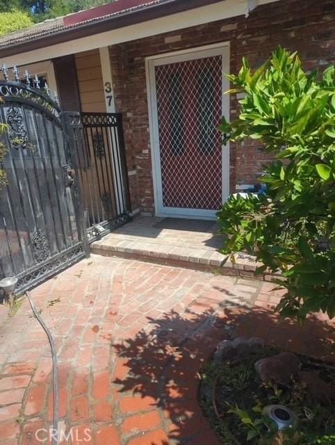 37 Sierra Madre Blvd - Photo 6 of 14
