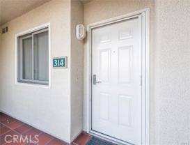 200 Pacific Coast Hwy - Photo 1 of 1