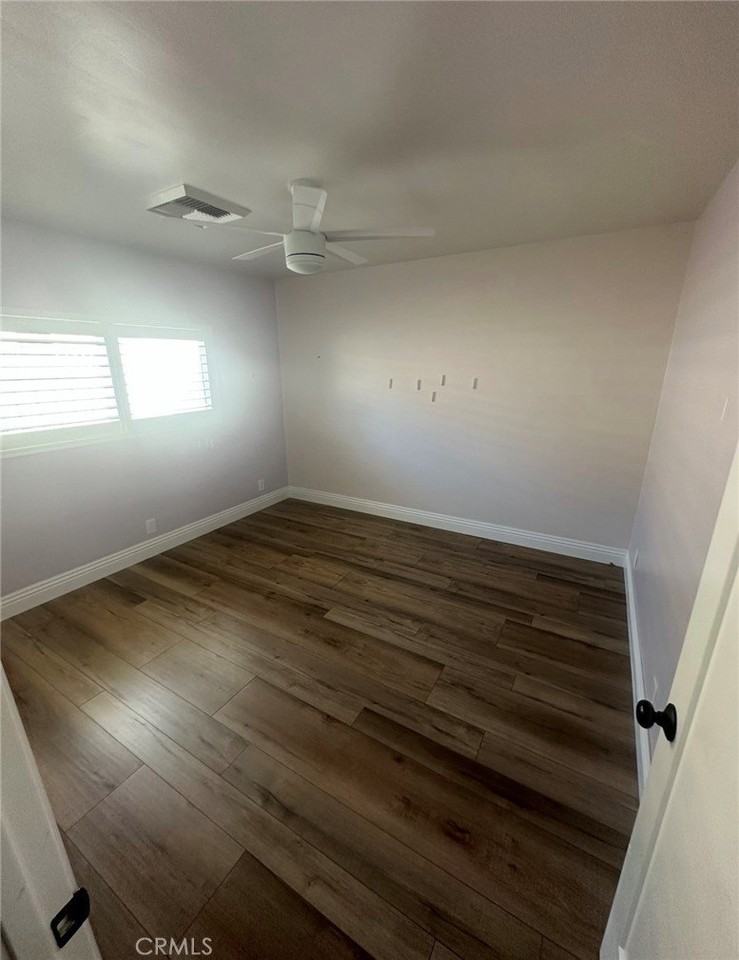 1113 Riedel Ave - Photo 3 of 8