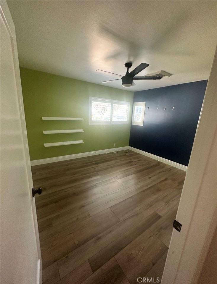 1113 Riedel Ave - Photo 5 of 8