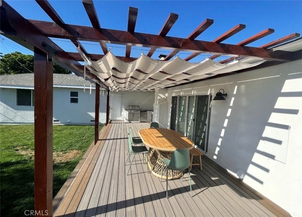 1113 Riedel Ave - Photo 6 of 8