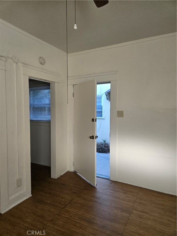 551 W 10th St #9 - Photo 4 of 17