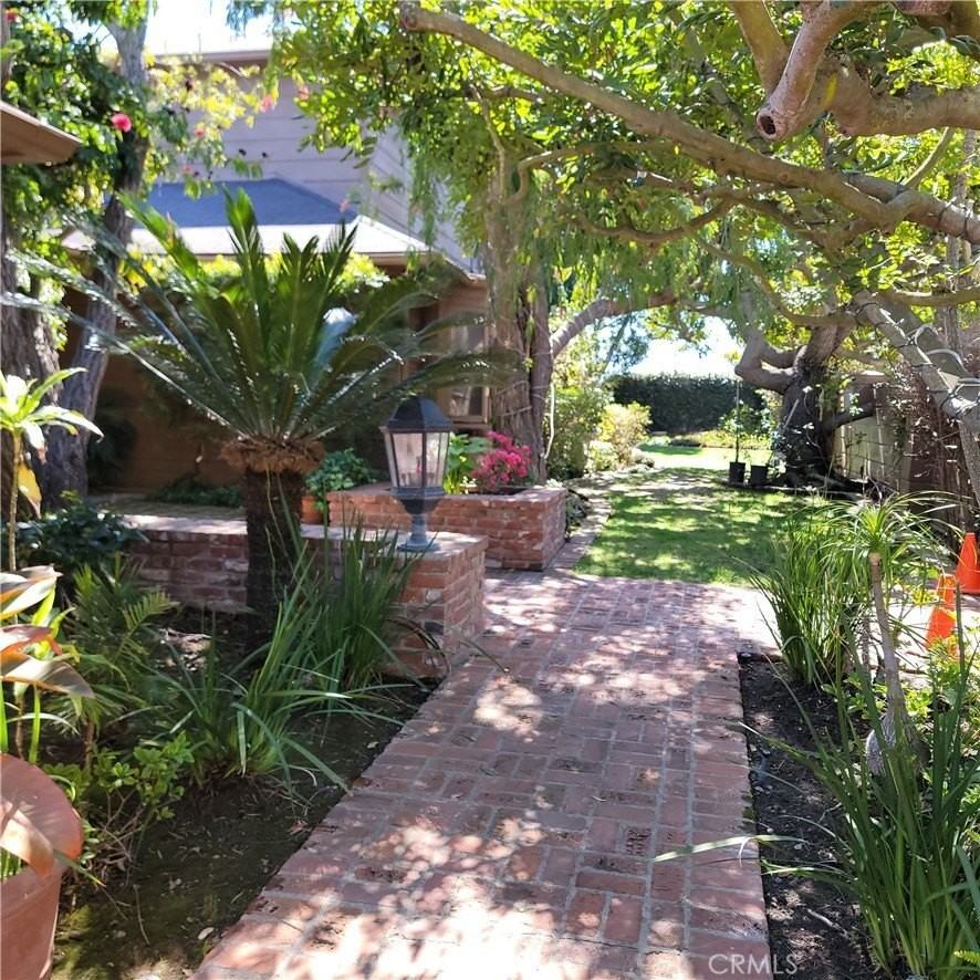 1100 Bel Air Pl - Photo 5 of 22