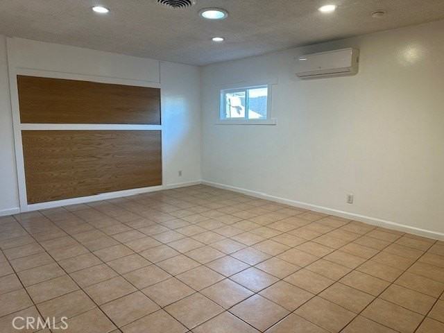 13165 Garber St - Photo 4 of 18