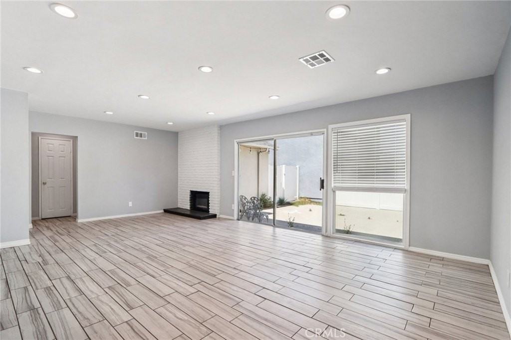 14657 Novice St - Photo 6 of 30