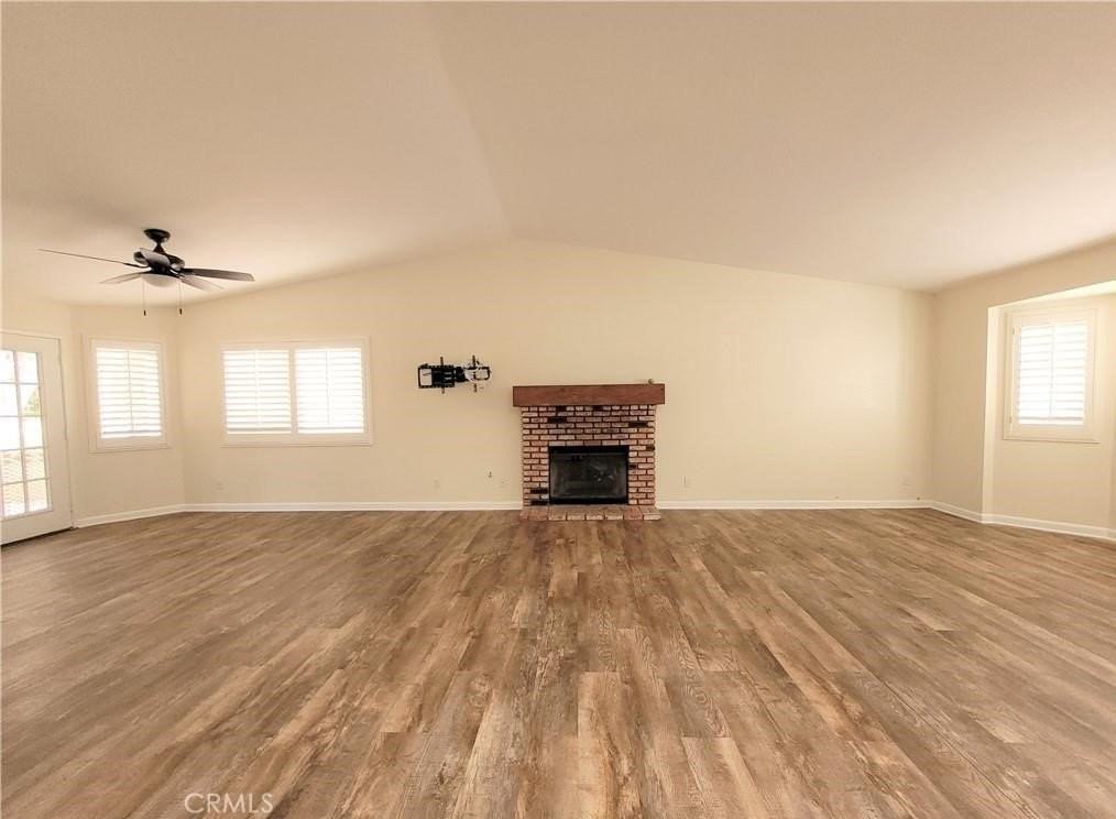 2624 Beech Tree St - Photo 3 of 21