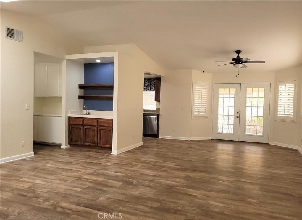 2624 Beech Tree St - Photo 4 of 21