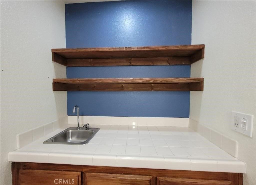 2624 Beech Tree St - Photo 6 of 21