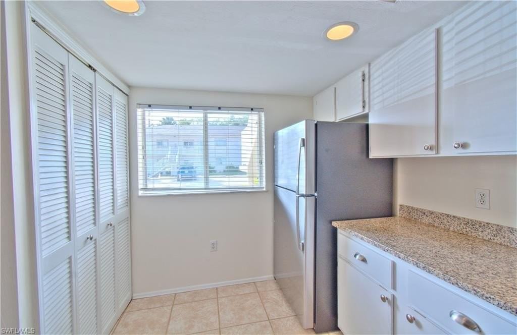 2385 Naples Trace Cir #2 - Photo 6 of 28