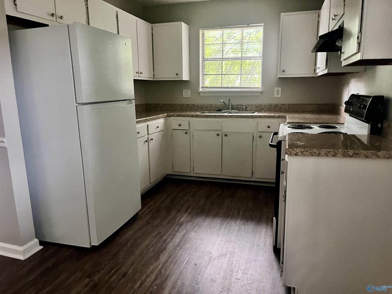 144 Angela Dr #C - Photo 4 of 7