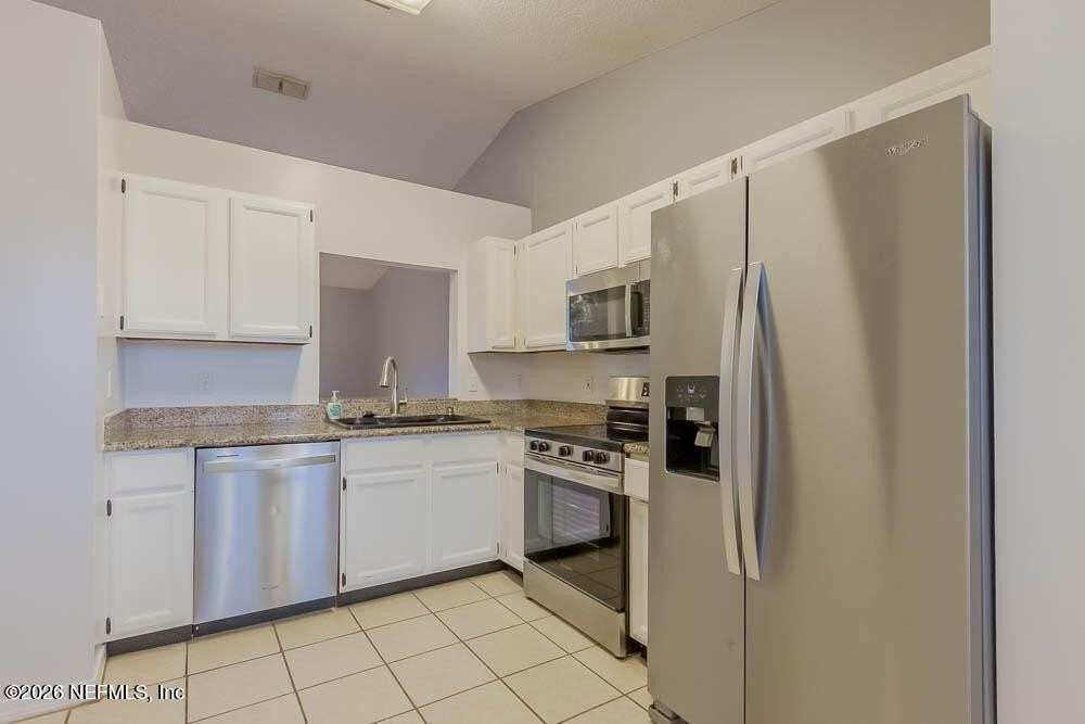 7760 Allspice Cir W - Photo 7 of 28