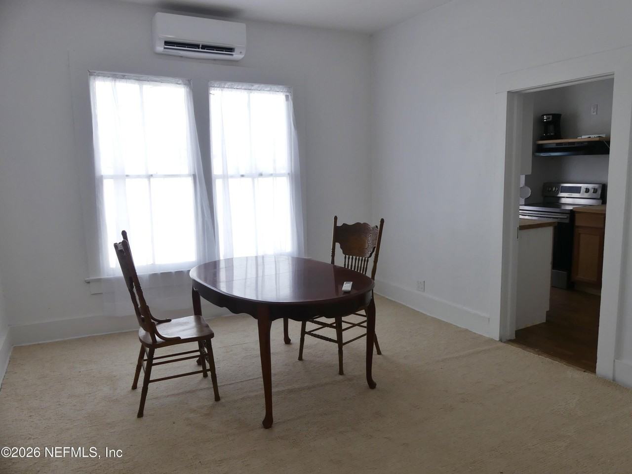 209 S 4th St #3