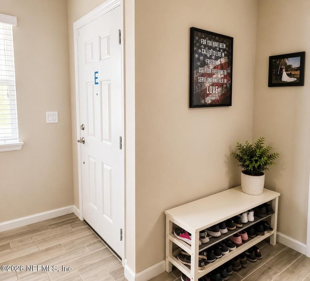 3938 Bloomfield Ct - Photo 7 of 28