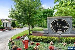 featured image of 105 Brandon Ct
