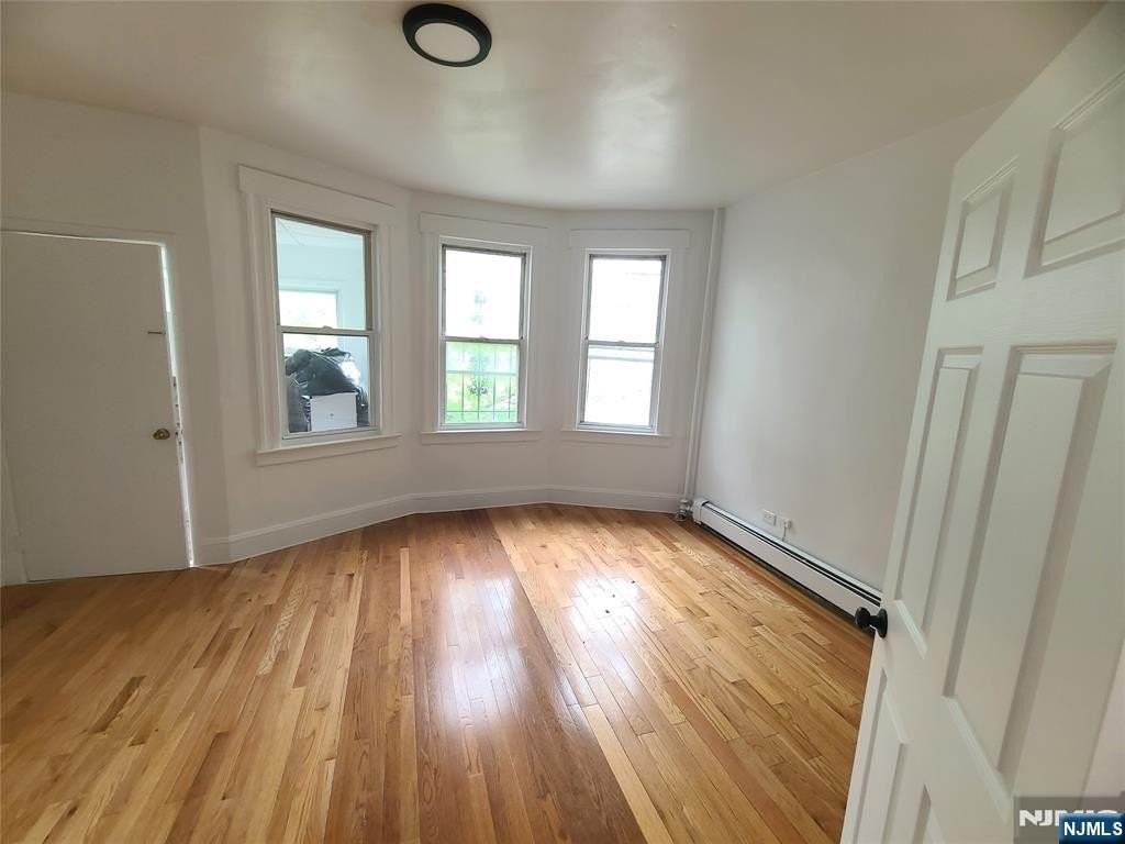 624 Madison Ave - Photo 2 of 10