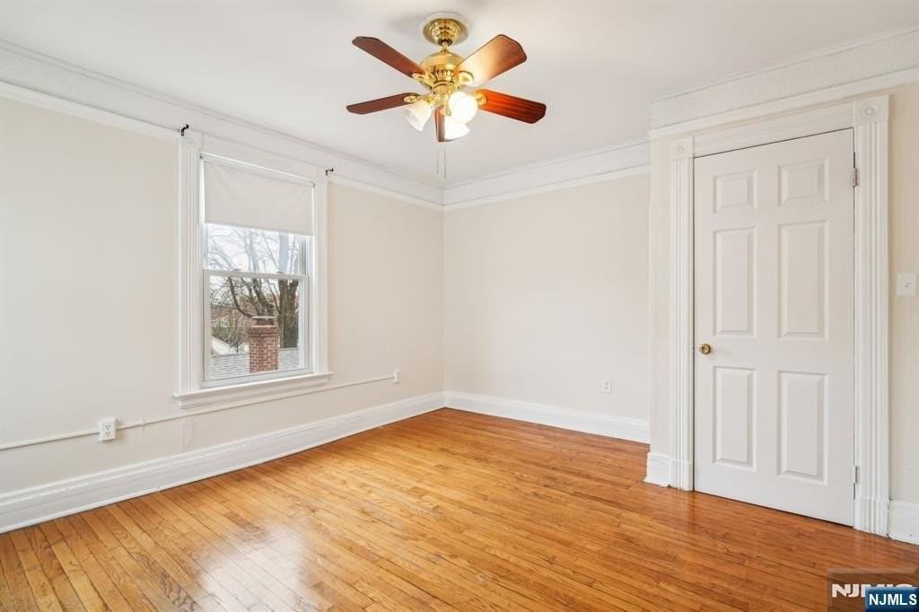 44 Elm St #2ndFL - Photo 6 of 33
