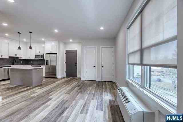 192 192 Livingston Street #304 - Photo 5 of 9