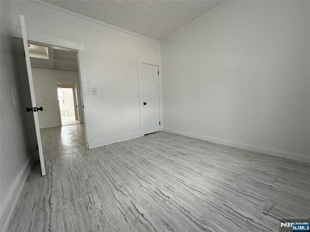526 Valley Brook Ave #2ndFL - Photo 5 of 13