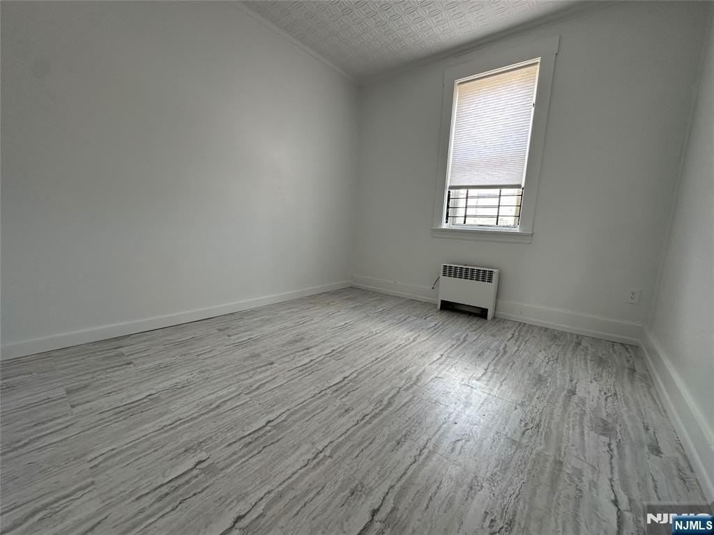 526 Valley Brook Ave #2ndFL - Photo 6 of 13