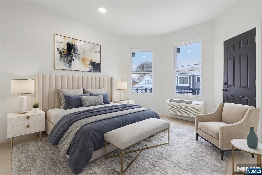 542 E 25th St #540 - Photo 7 of 11