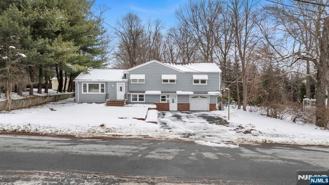 231 Hudson Ave - Photo 1 of 1